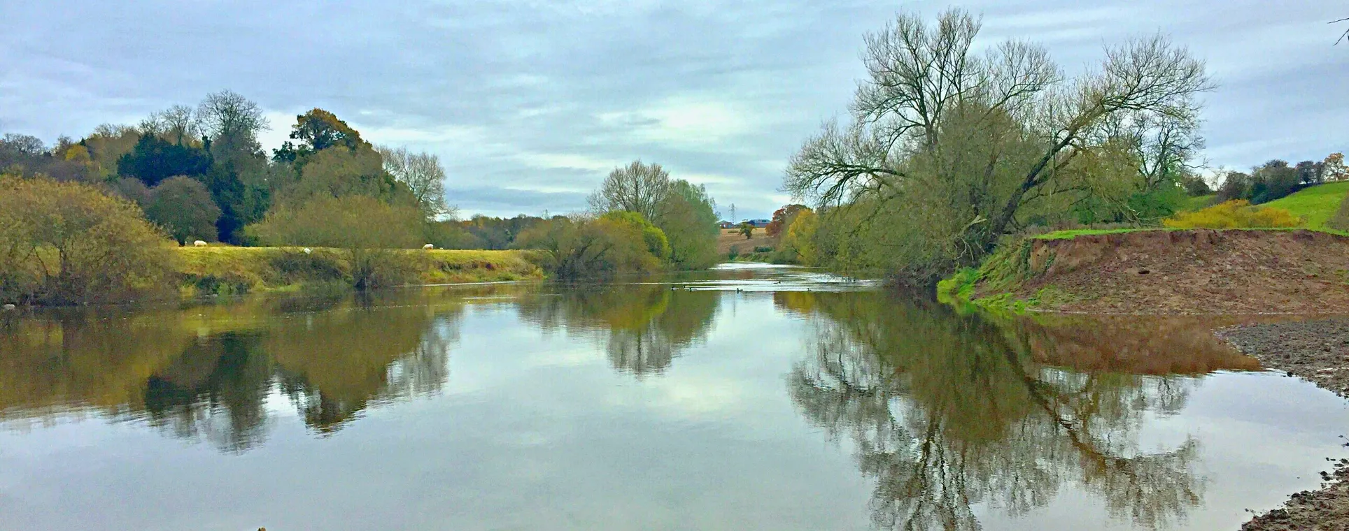 The Severn at Preston Boats on a still autumn day